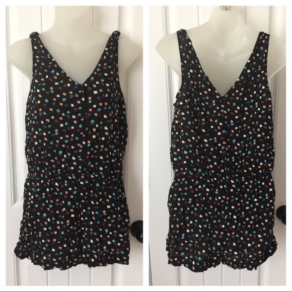 Forever 21. Shorts Jumper size M - Picture 1 of 5